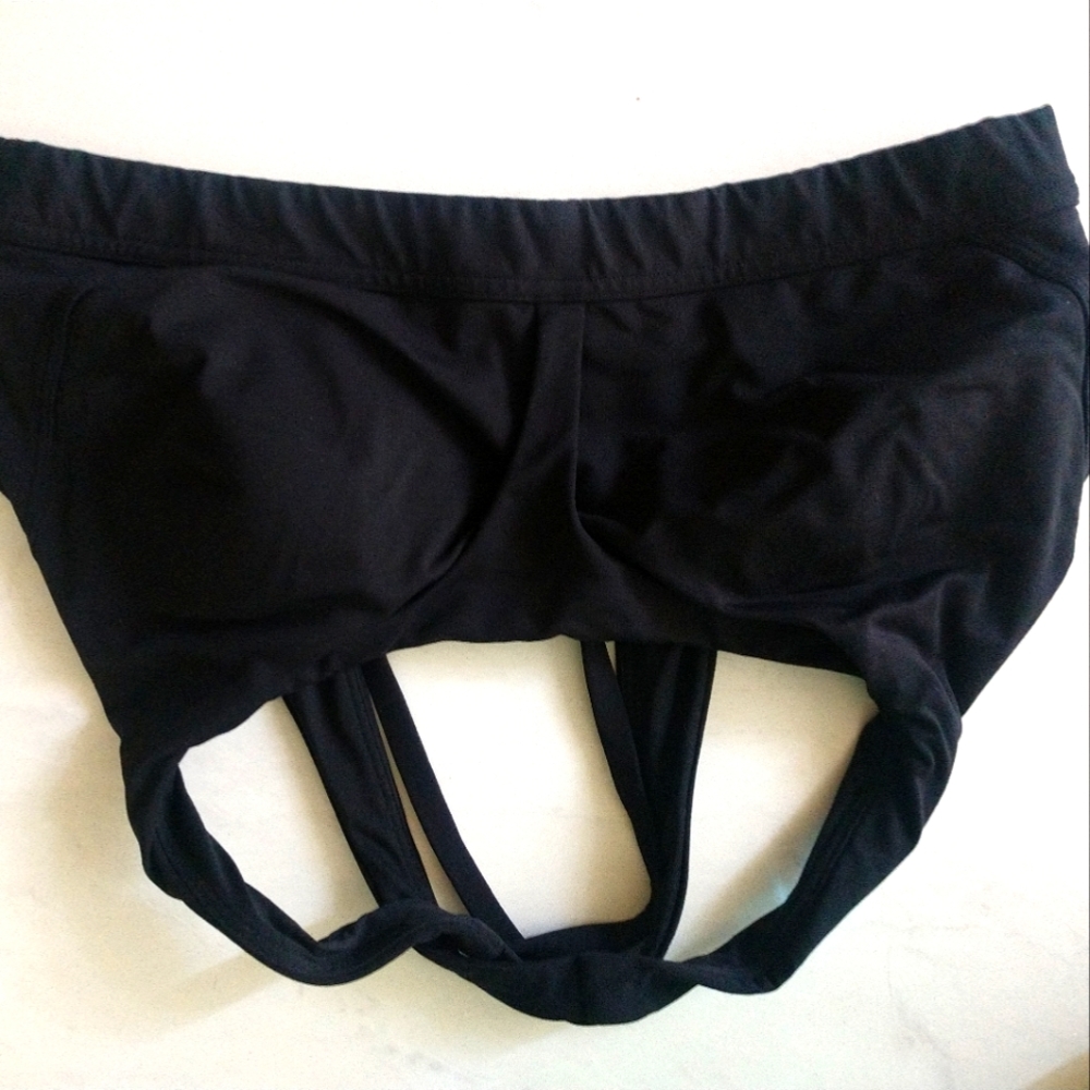 Lululemon Bra in Fabulous Condition size 12